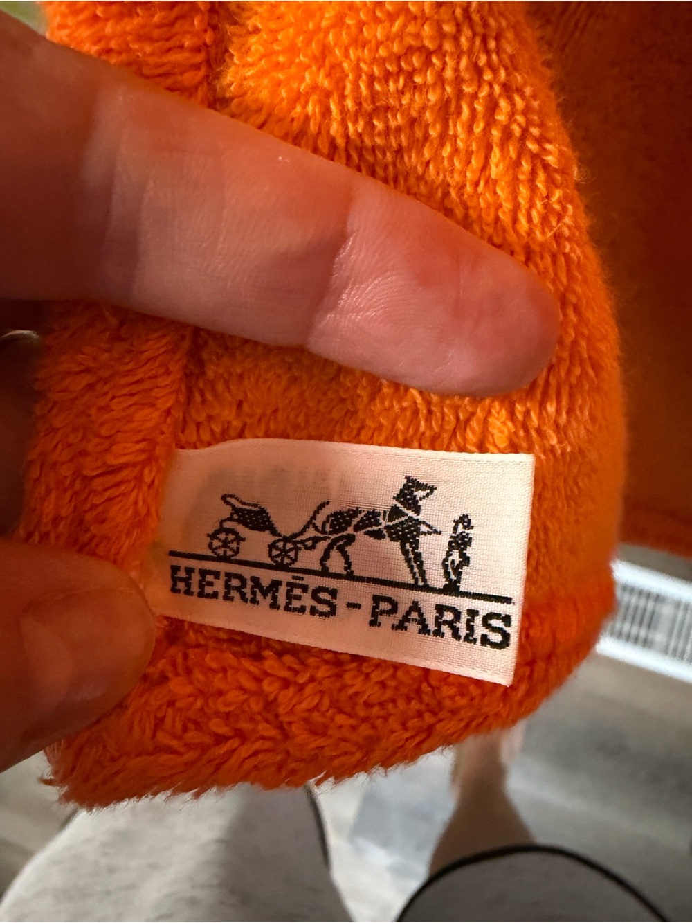 HERMES Beach Towel Bath Mat Towel H Logo Striped  57.5 X 35.5 Inches Used Auth - Picture 4 of 11